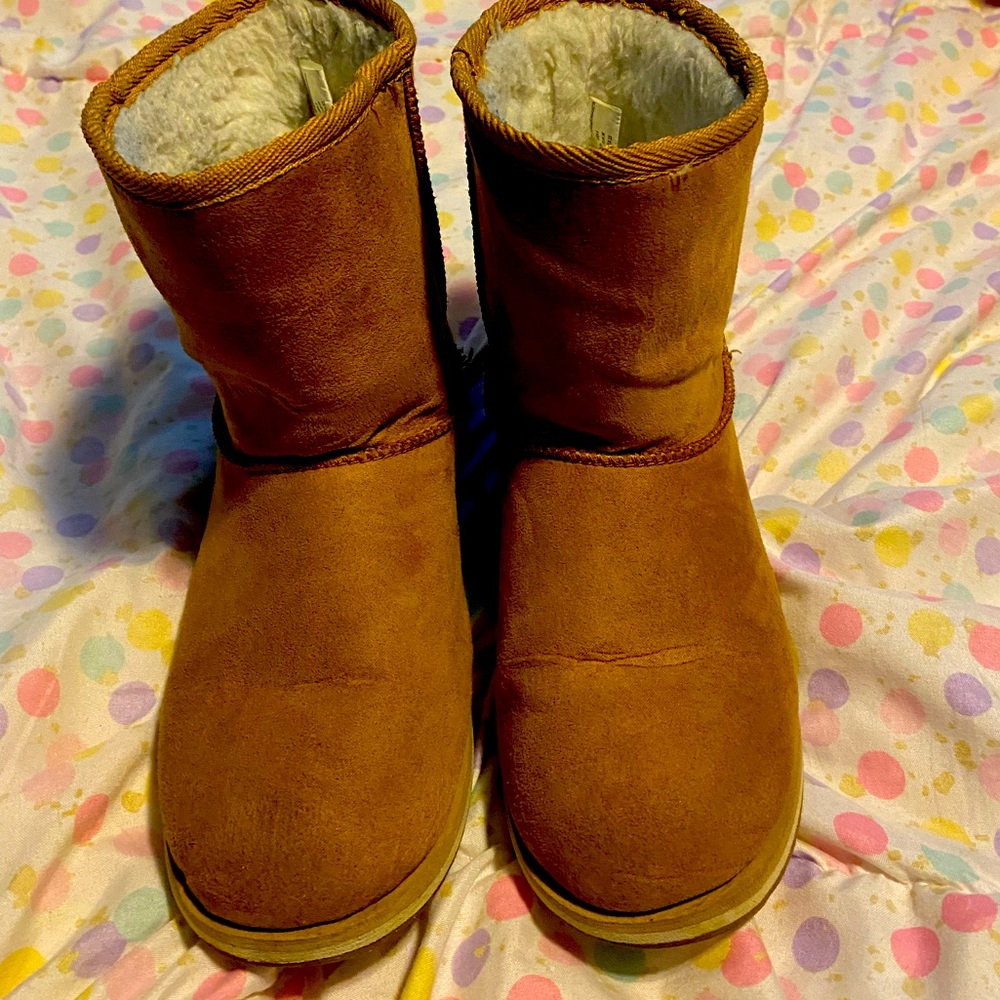 Brown boots